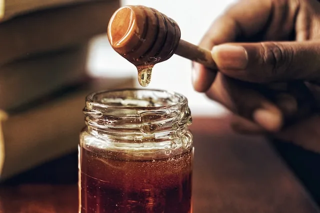 How many Calories are in a Teaspoon of Honey?