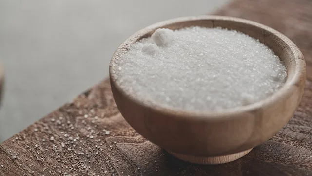 How many Calories are in a 1/4 Cup of Sugar?