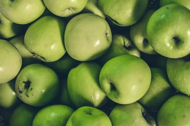 How many Calories are in a Green Apple?