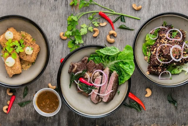 How many Calories are in a Chipotle Steak Bowl?