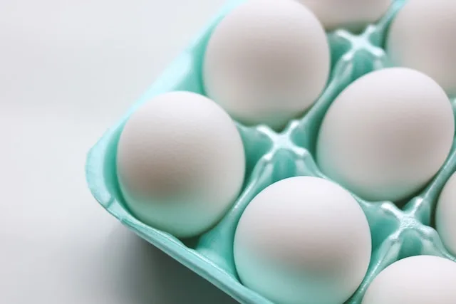 How many Calories are in an Egg White Cooked?